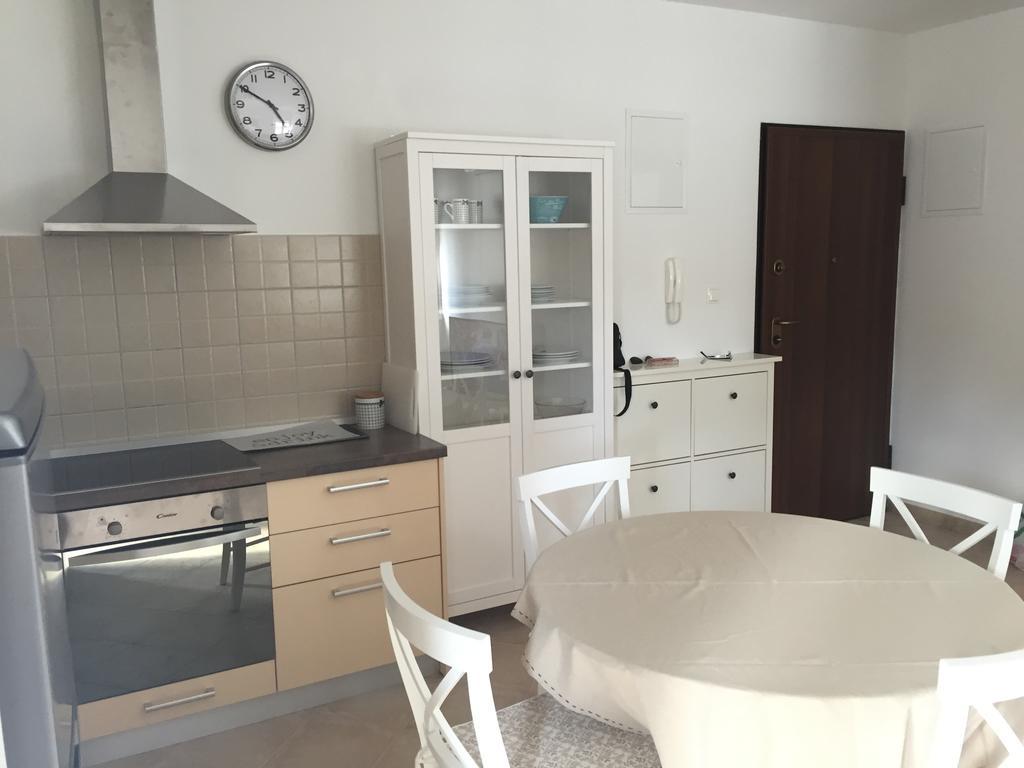 Apartment Maestral Rogač 外观 照片